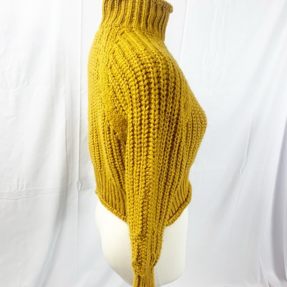 ⭐️ Lavon Mustard Yellow Chunky Knit Turtleneck Sweater | XS | NWOT ⭐️ - Picture 5 of 10
